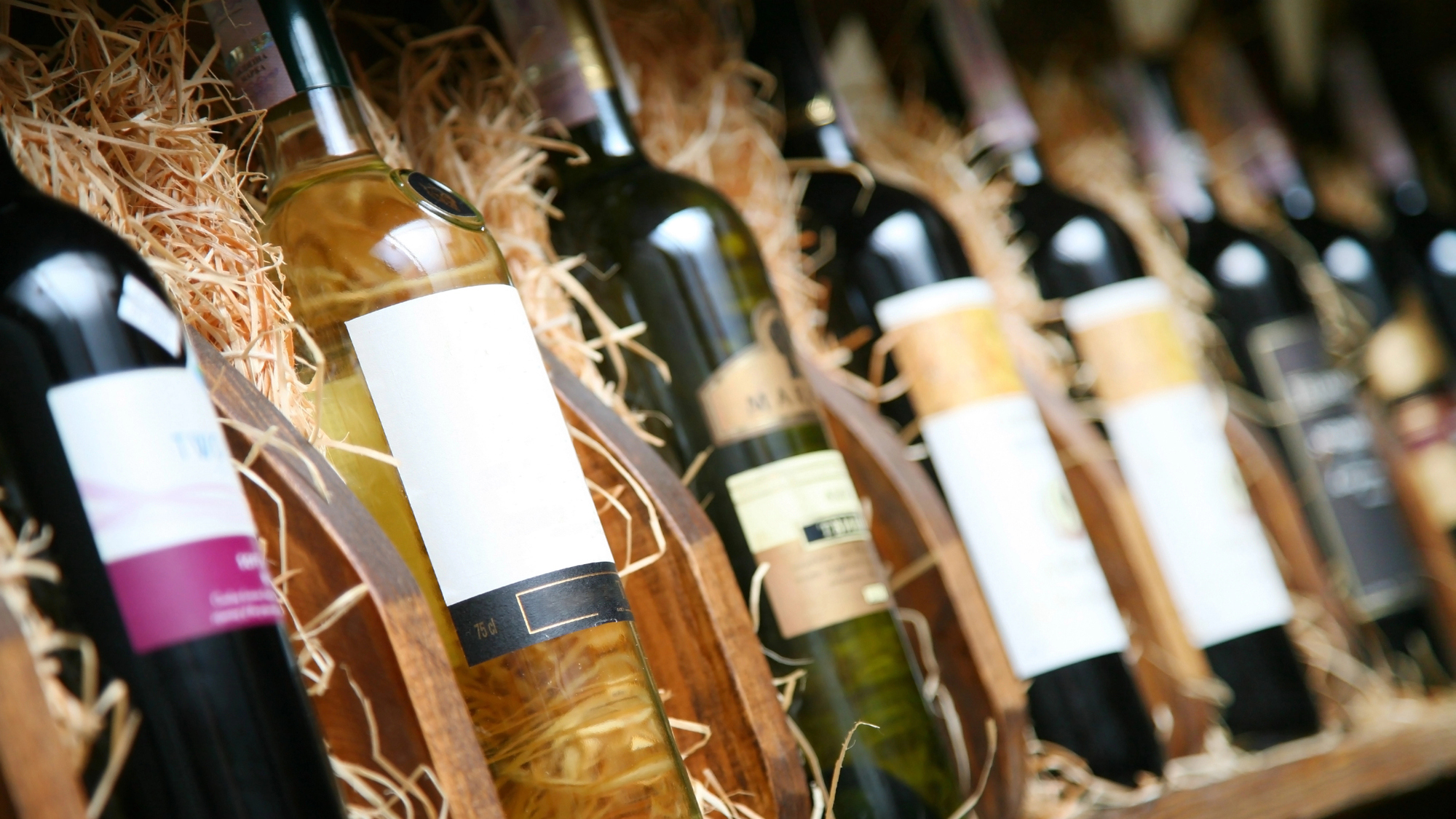 Ukraine’s Parliament Passes Landmark Restrictions on Online Alcohol and Tobacco Sales Starting 2027